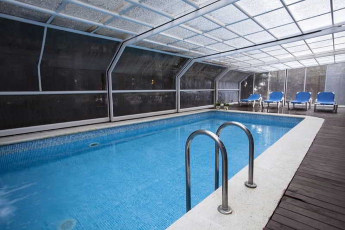 Imagen de la piscina del Hotel Nubahotel Vielha. Foto 8