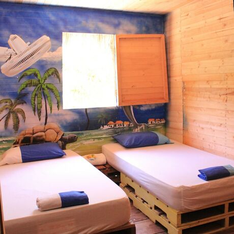 Imagen de la habitación del Hotel Nuestros Tres Tesoros, Cartagena de Indias. Foto 15