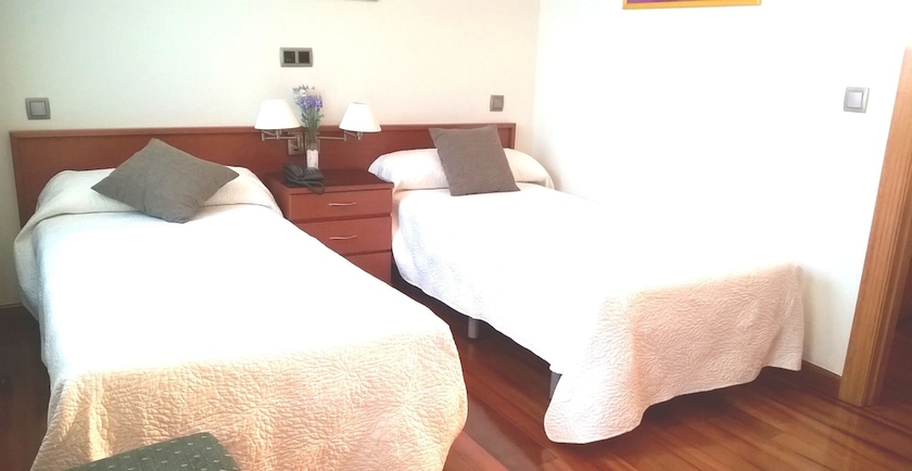 Imagen de la habitación del Hotel Nueva Plaza. Foto 11