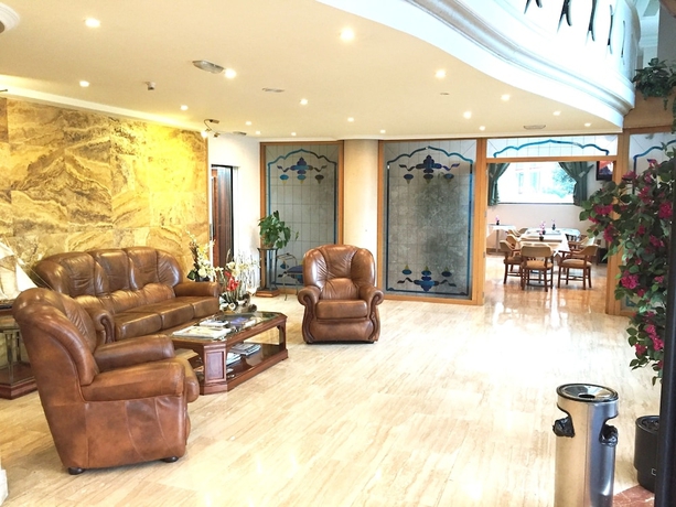 Imagen de los interiores del Hotel Nueva Plaza. Foto 13