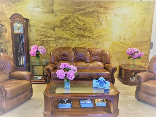 Imagen de los interiores del Hotel Nueva Plaza. Foto 15