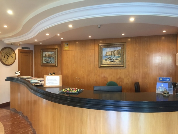 Imagen de los interiores del Hotel Nueva Plaza. Foto 17