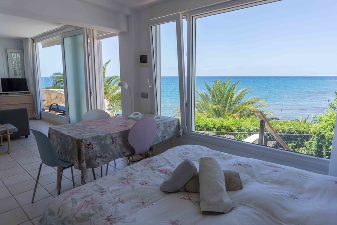 Imagen de la habitación del Hotel Nueva Suecia 716. Foto 2