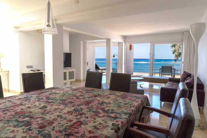 Imagen de la habitación del Hotel Nueva Suecia 716. Foto 11