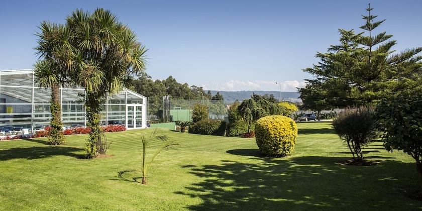 Imagen de los exteriores del Hotel Nuevo Astur. Foto 11