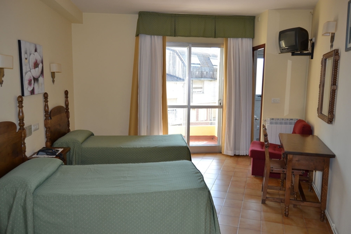 Imagen de la habitación del Hotel Nuevo Cachalote. Foto 9