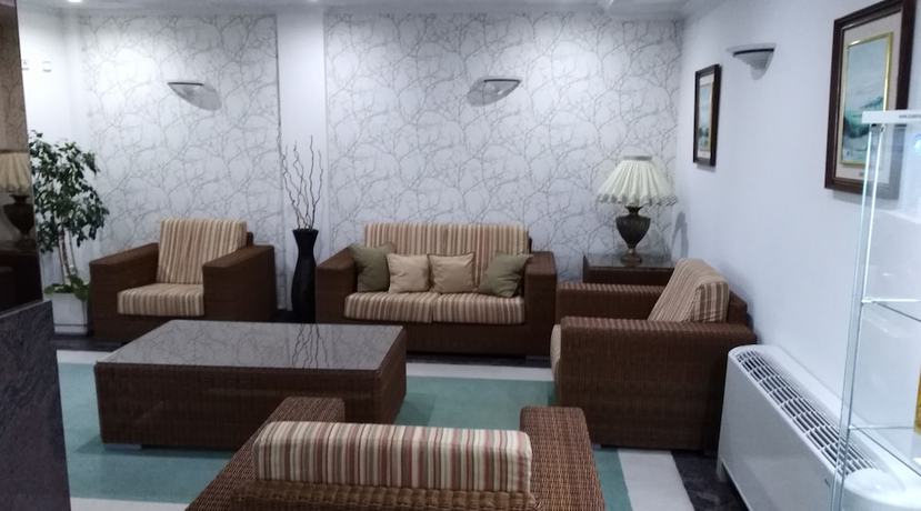 Imagen de los interiores del Hotel Nuevo Lanzada. Foto 17