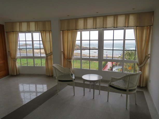 Imagen de los interiores del Hotel Nuevo Lanzada. Foto 19