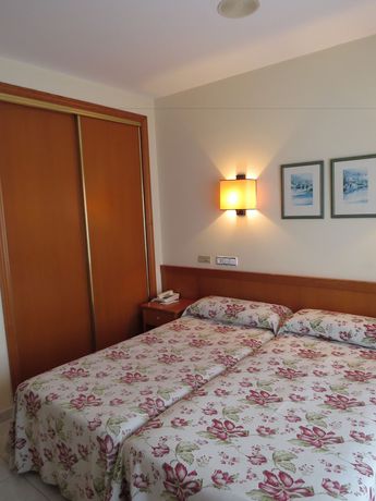 Imagen de la habitación del Hotel Nuevo Lanzada. Foto 11