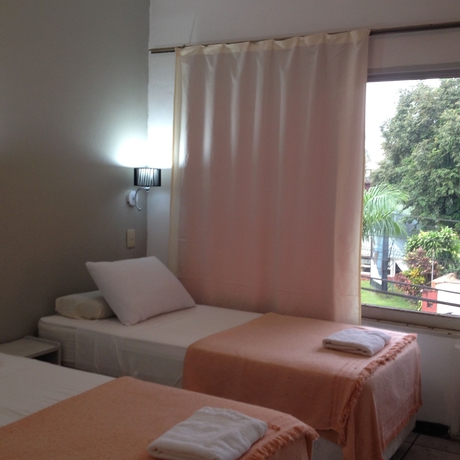 Imagen de la habitación del Hotel Nuevo Misiones. Foto 9