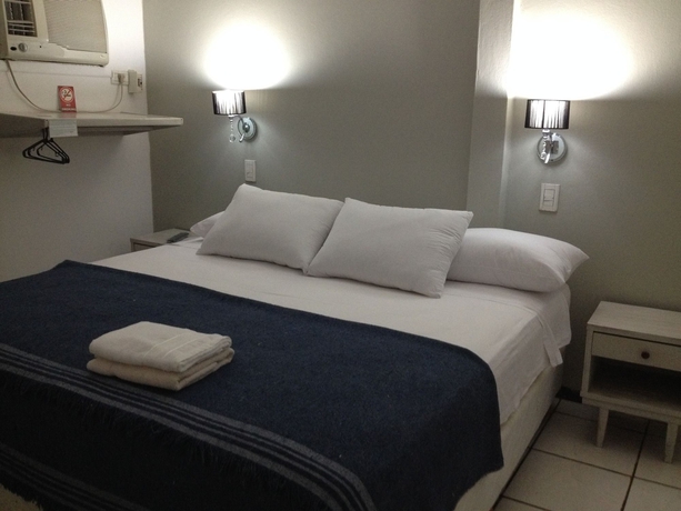 Imagen de la habitación del Hotel Nuevo Misiones. Foto 13