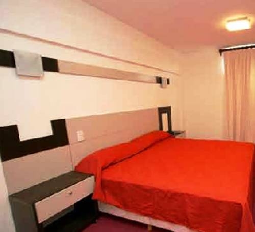 Imagen de la habitación del Hotel Nuevo Mundo. Foto 10