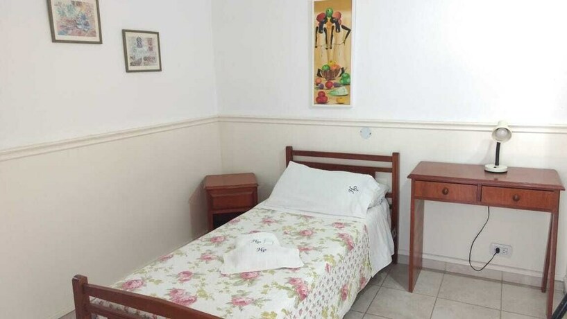 Imagen de la habitación del Hotel Nuevo Parador. Foto 12