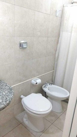 Imagen de la habitación del Hotel Nuevo Parador. Foto 13