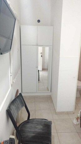 Imagen de la habitación del Hotel Nuevo Parador. Foto 18