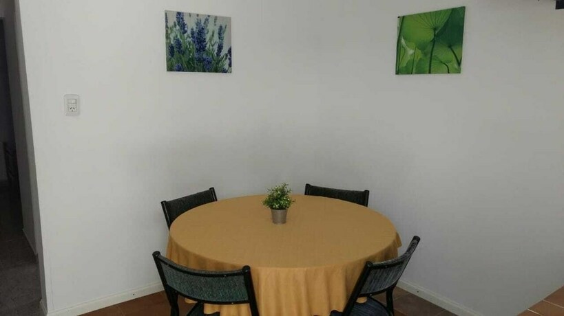 Imagen de la habitación del Hotel Nuevo Parador. Foto 20