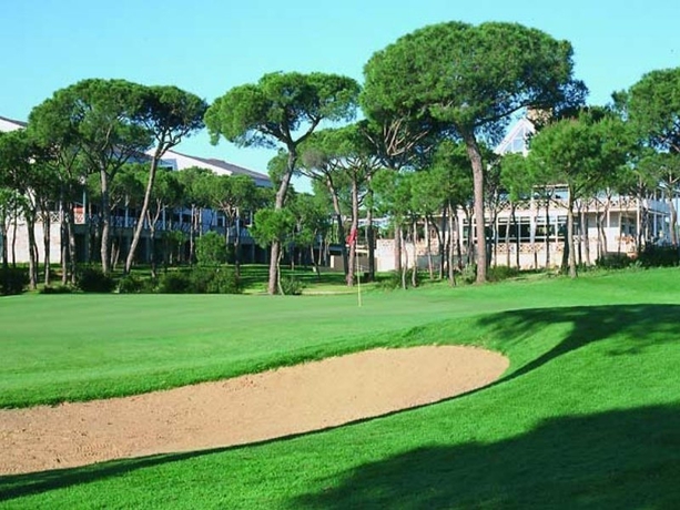 Imagen general del Hotel Nuevo Portil Golf. Foto 5