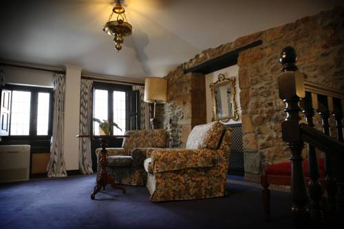 Imagen de los interiores del Hotel Nuevo San Román De Escalante. Foto 6