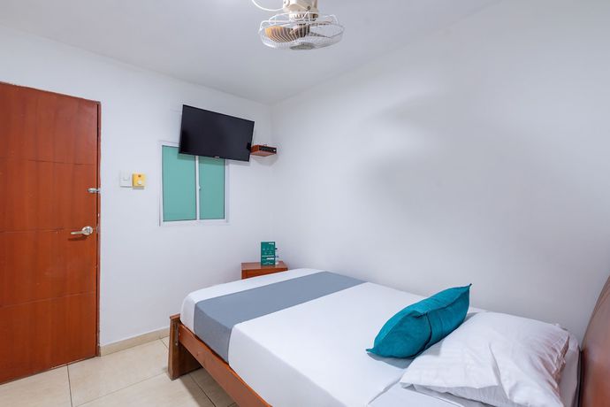 Imagen de la habitación del Hotel Nuevo Yalu. Foto 7