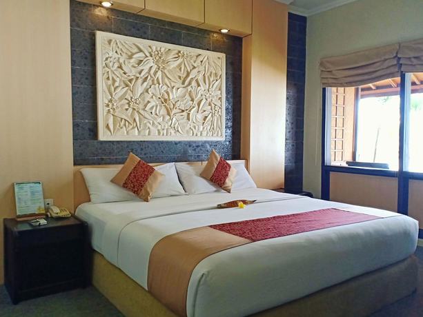 Imagen de la habitación del Hotel Nugraha Lovina Seaview Resort and Spa. Foto 9