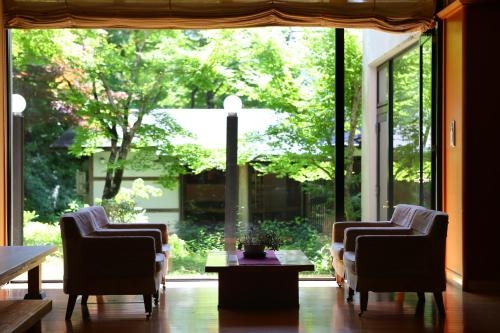 Imagen general del Hotel Nukumorino-yado Komanoyu. Foto 2