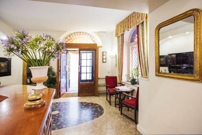 Imagen de los interiores del Hotel Numa I Portico Rooms. Foto 5