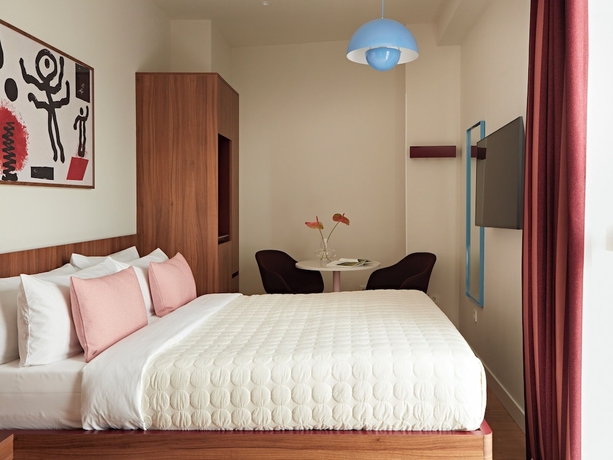 Imagen de la habitación del Hotel Numa Valencia Sant Agust&iacute;. Foto 3