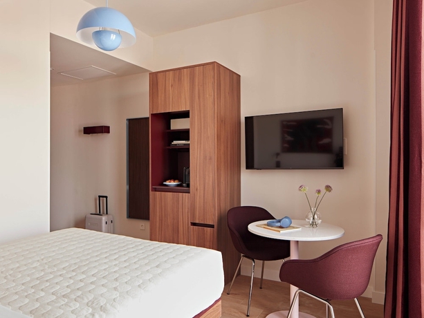 Imagen de la habitación del Hotel Numa Valencia Sant Agust&iacute;. Foto 5