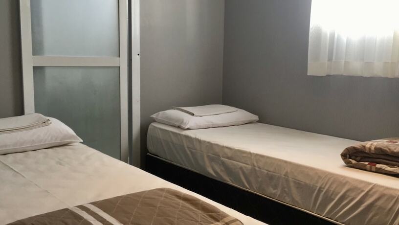 Imagen de la habitación del Hotel Numar. Foto 19