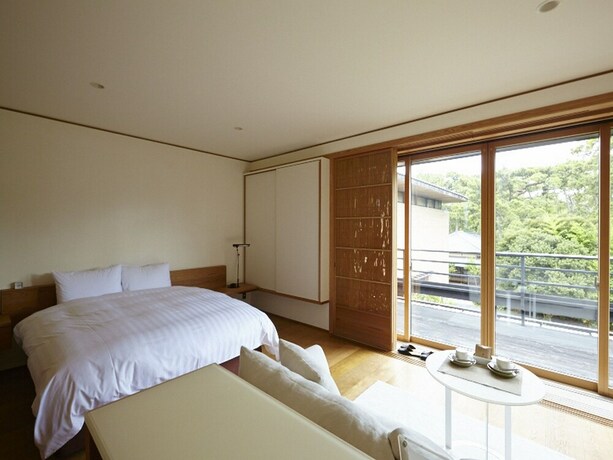 Imagen de la habitación del Hotel Numazu Club. Foto 26