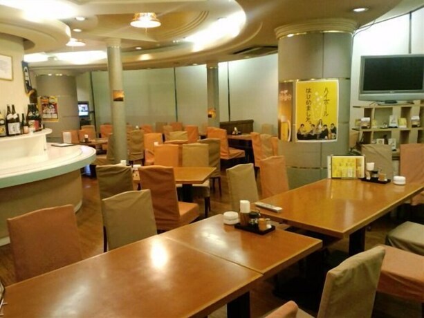 Imagen del bar/restaurante del Hotel Numazu Inter Grand. Foto 5
