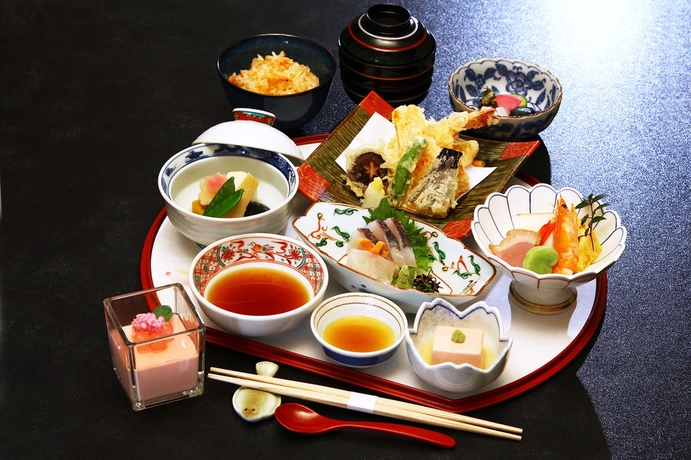 Imagen del bar/restaurante del Hotel Numazu Riverside. Foto 10