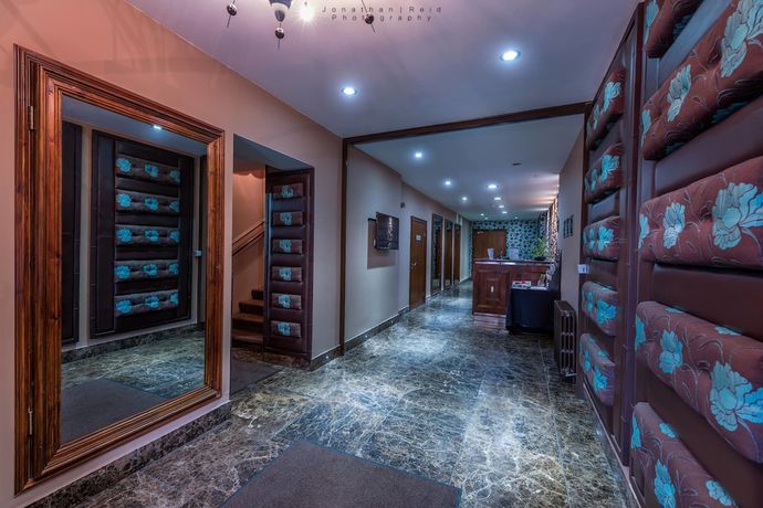 Imagen de los interiores del Hotel Number 44 and Bar. Foto 18