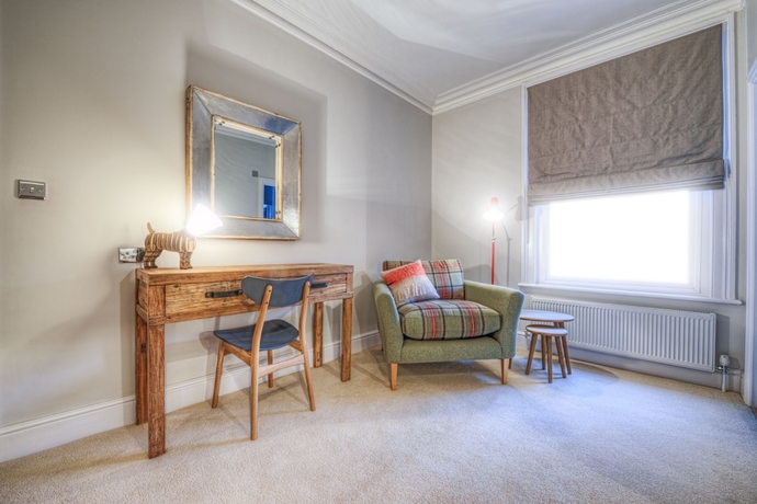 Imagen de la habitación del Hotel Number Four Boutique. Foto 17