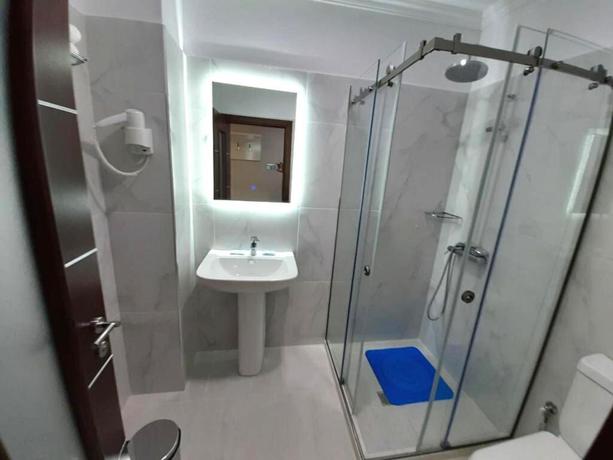 Imagen general del Hotel Number One, Gjirokastra. Foto 3