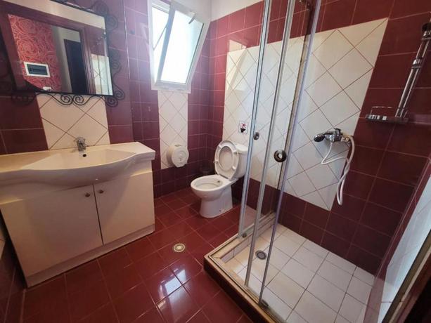 Imagen general del Hotel Number One, Gjirokastra. Foto 10
