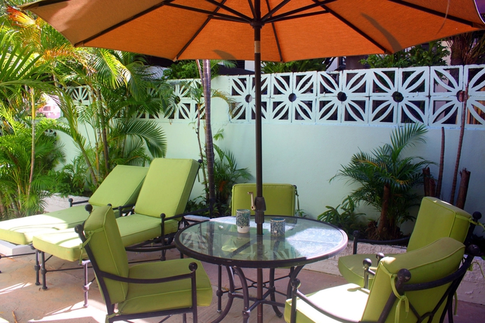 Imagen de los exteriores del Hotel Numero Uno Beach Apartments. Foto 13