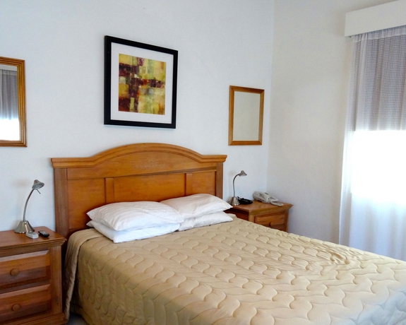 Imagen de la habitación del Hotel Numero Uno Beach Apartments. Foto 9