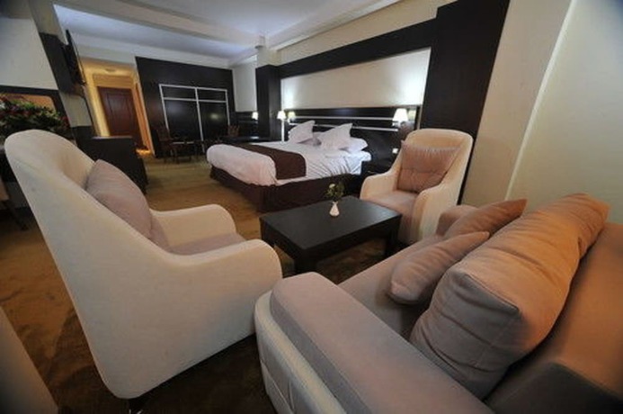 Imagen de la habitación del Hotel Numidien. Foto 10