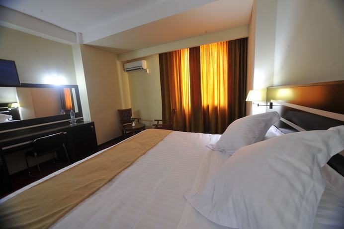 Imagen de la habitación del Hotel Numidien. Foto 13