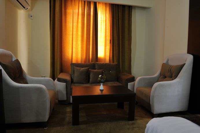 Imagen de la habitación del Hotel Numidien. Foto 16