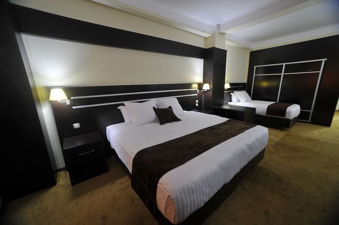 Imagen de la habitación del Hotel Numidien. Foto 19
