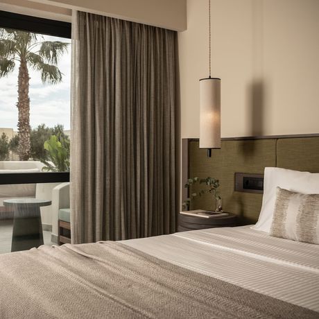 Imagen de la habitación del Hotel Numo Ierapetra Beach Resort Crete, Curio Collection Hilton. Foto 10