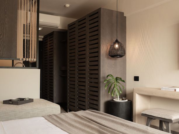 Imagen de la habitación del Hotel Numo Ierapetra Beach Resort Crete, Curio Collection Hilton. Foto 13