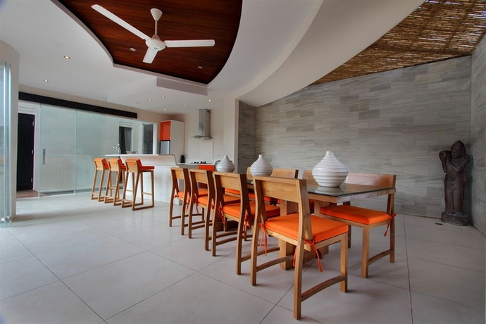 Imagen del bar/restaurante del Hotel Nunia Boutique Villas. Foto 1
