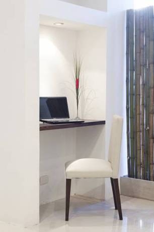 Imagen general del Hotel Nu&ntilde;ez Suites. Foto 6