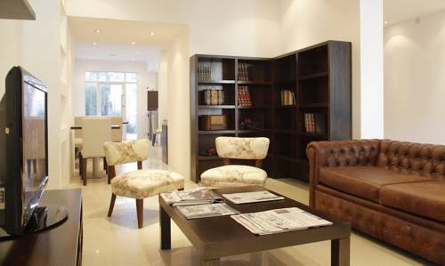 Imagen general del Hotel Nu&ntilde;ez Suites. Foto 10