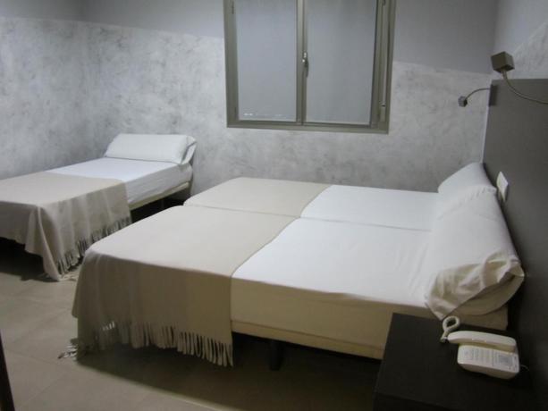 Imagen de la habitación del Hotel Nuñez Tomelloso. Foto 7