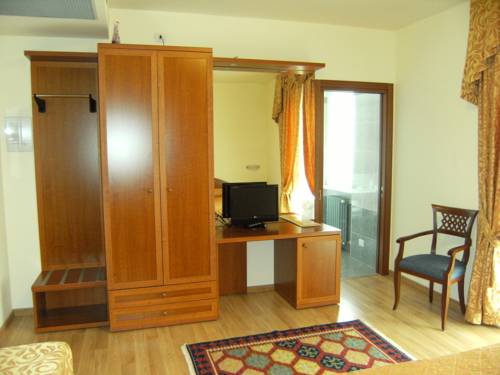 Imagen de la habitación del Hotel Nuova Barcaccia. Foto 14