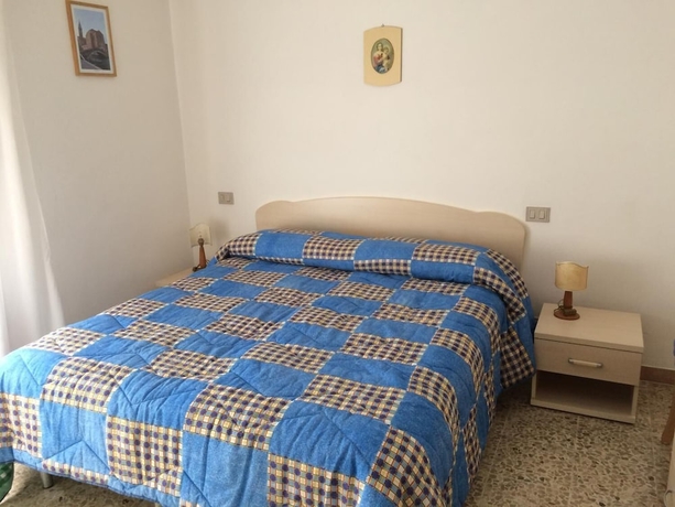 Imagen de la habitación del Hotel Nuova Doel. Foto 13